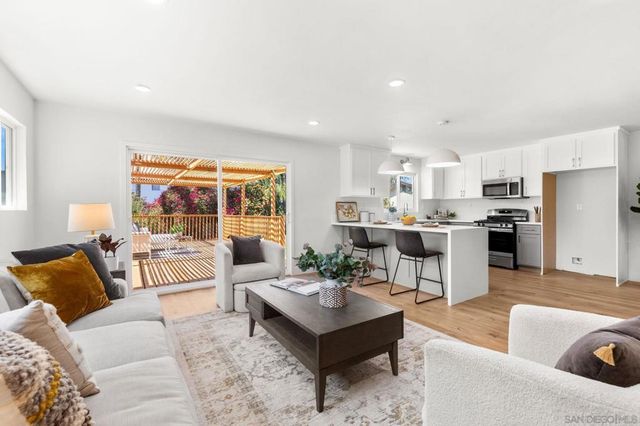 668 Van Houten Ave, El Cajon, CA 92020
