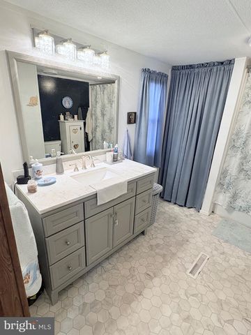 18 MCKINLEY, Millville, NJ 08332