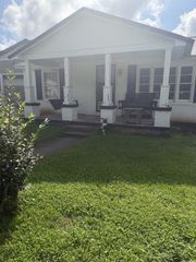 712 Fisher Ave, Smithville, TN 37166