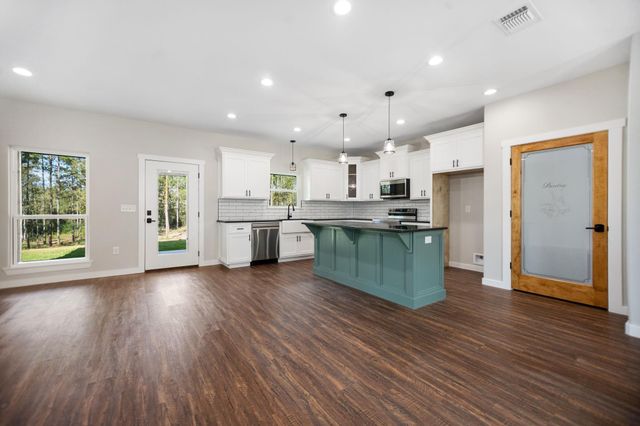 1575 Fm 844, Huntington, TX 75949