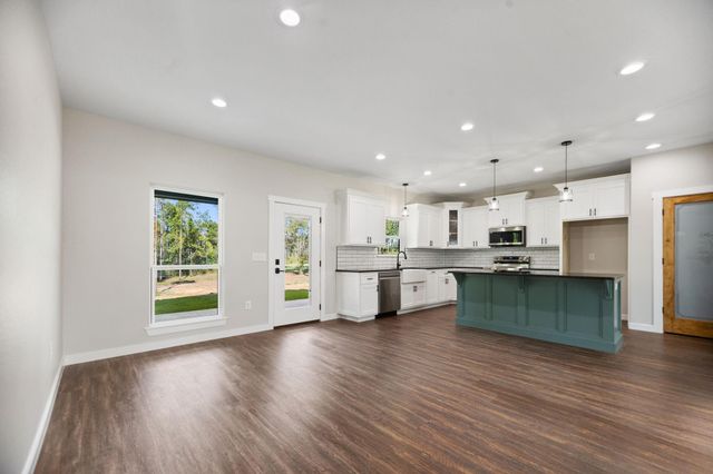 1575 Fm 844, Huntington, TX 75949