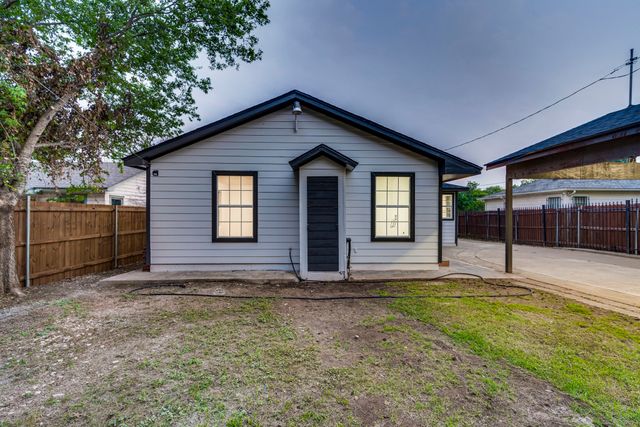4728 Houghton Avenue, Fort Worth, TX 76107