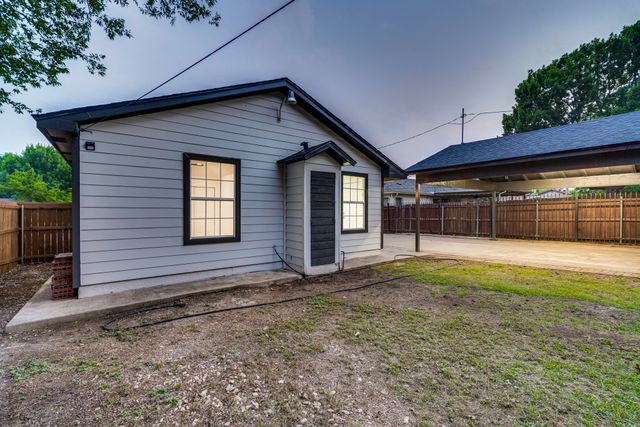 4728 Houghton Avenue, Fort Worth, TX 76107