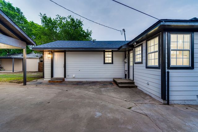 4728 Houghton Avenue, Fort Worth, TX 76107