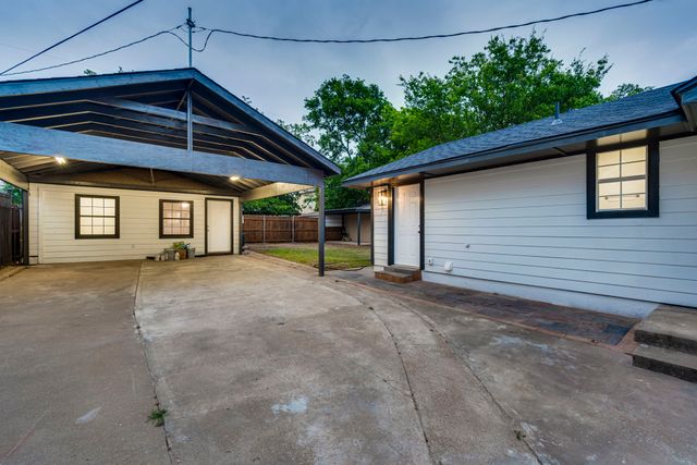 4728 Houghton Avenue, Fort Worth, TX 76107