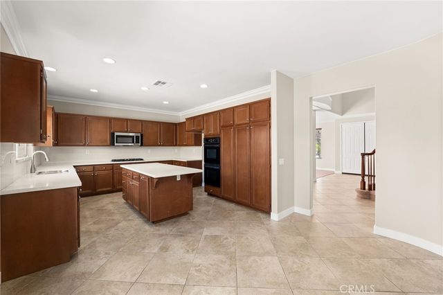 23490 Karen Place, Murrieta, CA 92562