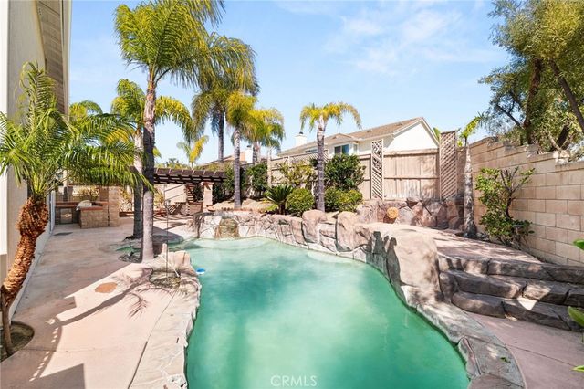 23490 Karen Place, Murrieta, CA 92562