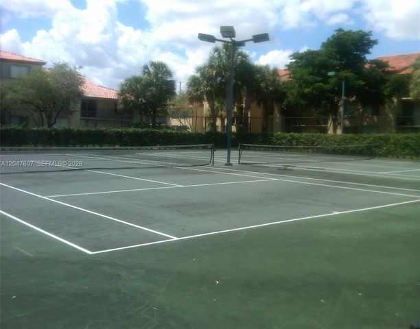 10725 Cleary Boulevard 211, Plantation, FL 33324