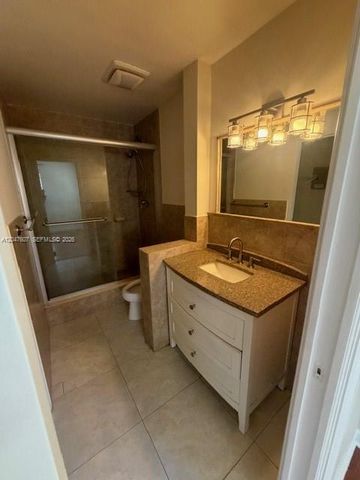 10725 Cleary Boulevard 211, Plantation, FL 33324
