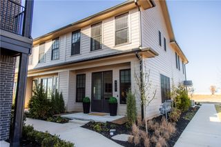 4607 S 47th Street, Rogers, AR 72758