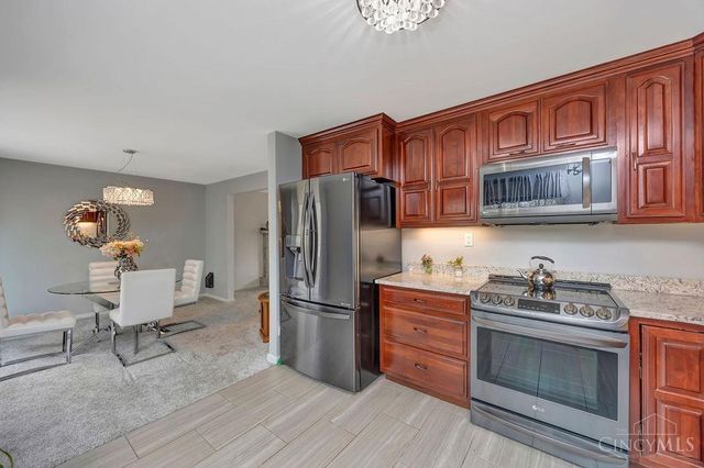 5449 S Garrett Drive, Miami Twp, OH 45150