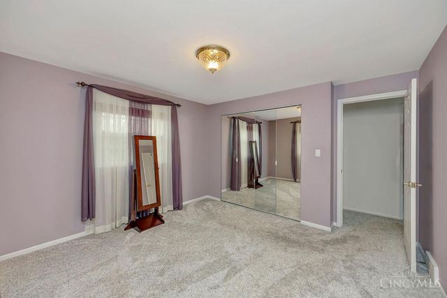 5449 S Garrett Drive, Miami Twp, OH 45150