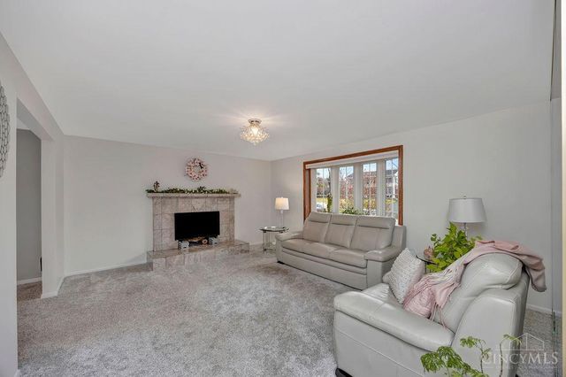 5449 S Garrett Drive, Miami Twp, OH 45150