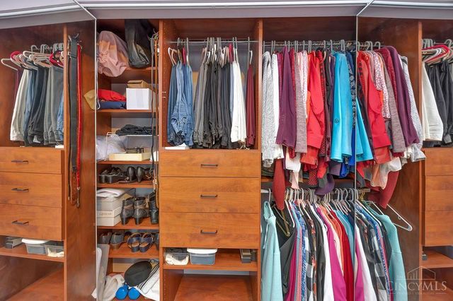 5449 S Garrett Drive, Miami Twp, OH 45150