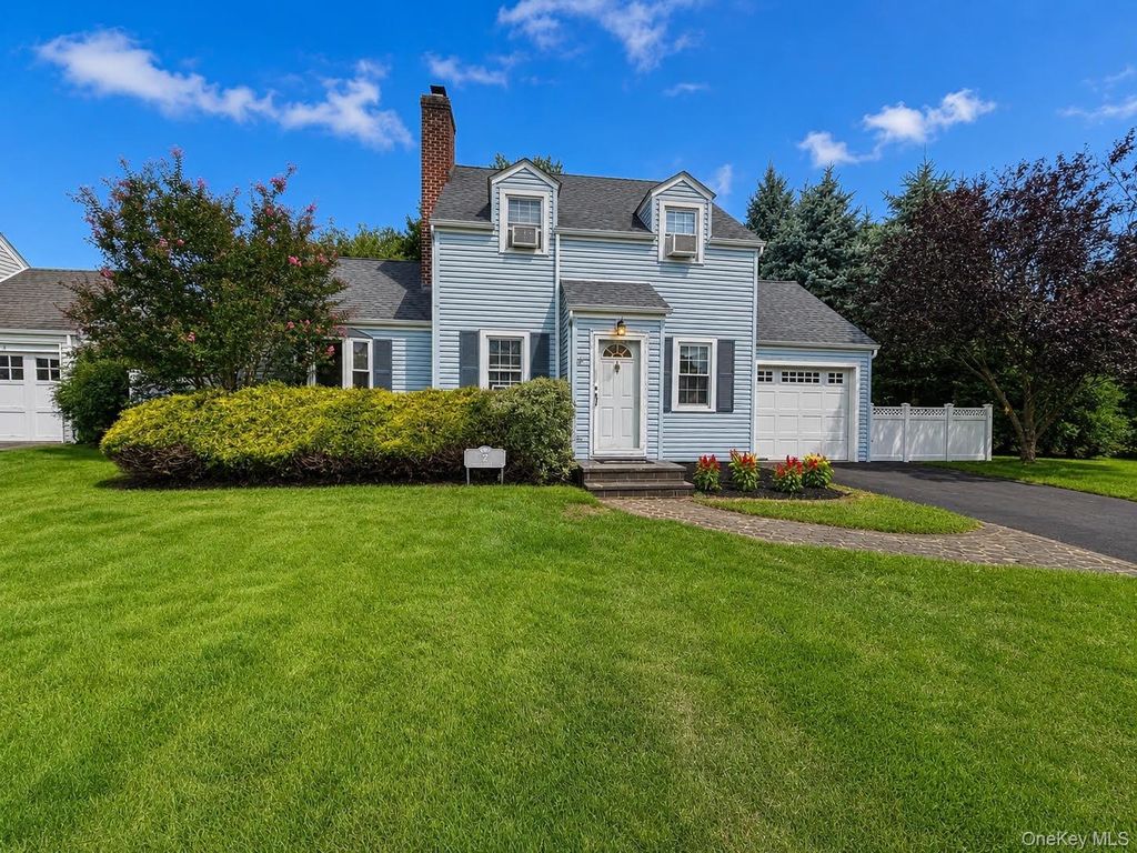 2 RUTH Place, Glen Head, NY 11545 — exterior
