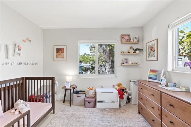 6140 SW 62nd St, South Miami, FL 33143