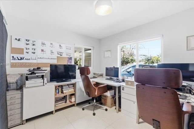 6140 SW 62nd St, South Miami, FL 33143