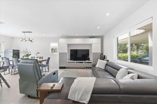 6140 SW 62nd St, South Miami, FL 33143