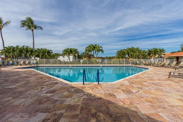 9595 Cherry Blossom Ter, Boynton Beach, FL 33437