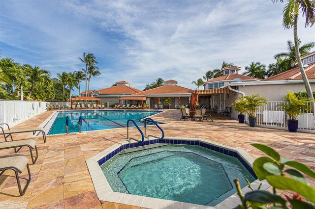 9595 Cherry Blossom Ter, Boynton Beach, FL 33437