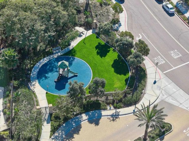 219 Flores Lane, Vista, CA 92083