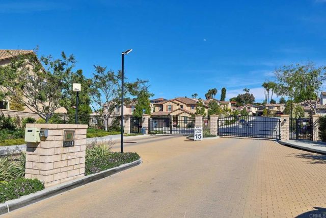 219 Flores Lane, Vista, CA 92083