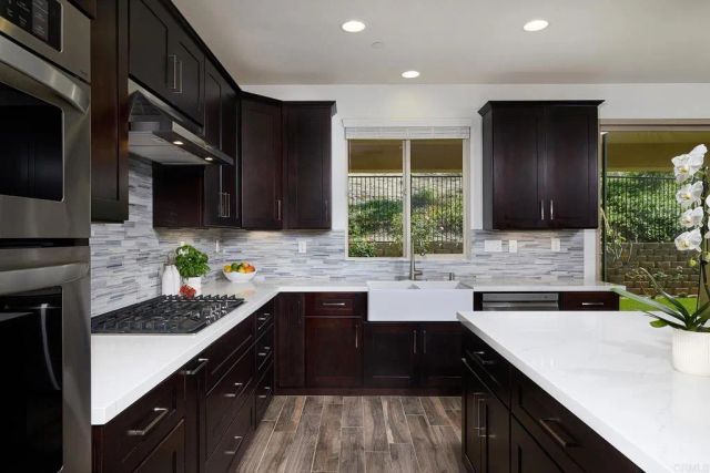 219 Flores Lane, Vista, CA 92083