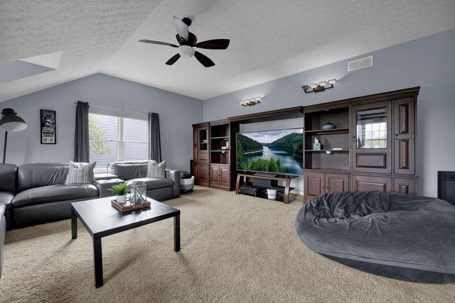 587 Apple Drive, Marysville, OH 43040