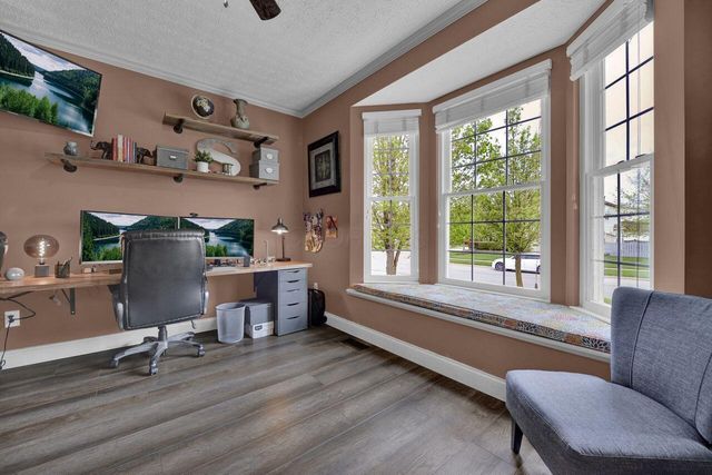 587 Apple Drive, Marysville, OH 43040