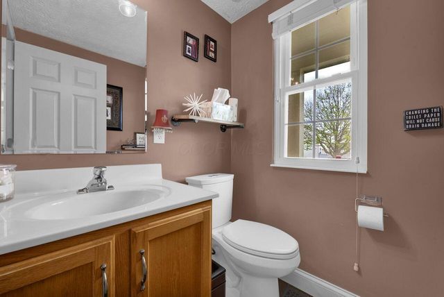 587 Apple Drive, Marysville, OH 43040