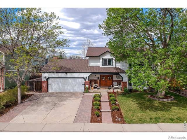 2277 Spinnaker Circle, Longmont, CO 80503