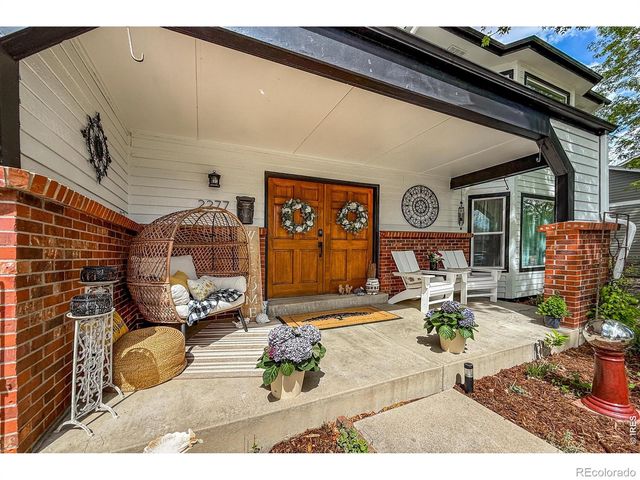 2277 Spinnaker Circle, Longmont, CO 80503