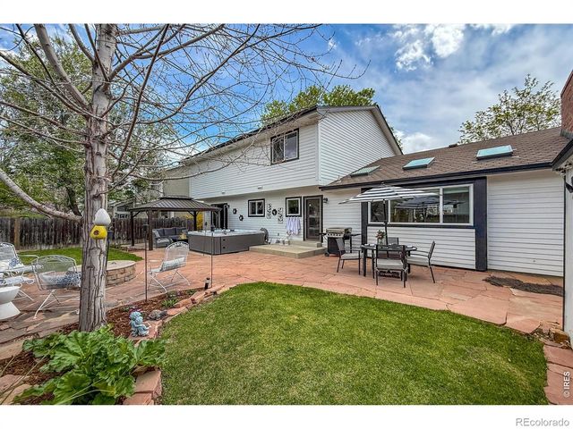 2277 Spinnaker Circle, Longmont, CO 80503
