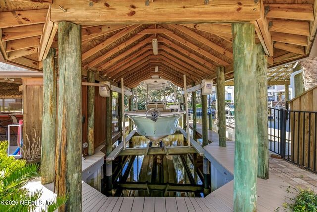 4408 TRADEWINDS Drive, Jacksonville, FL 32250