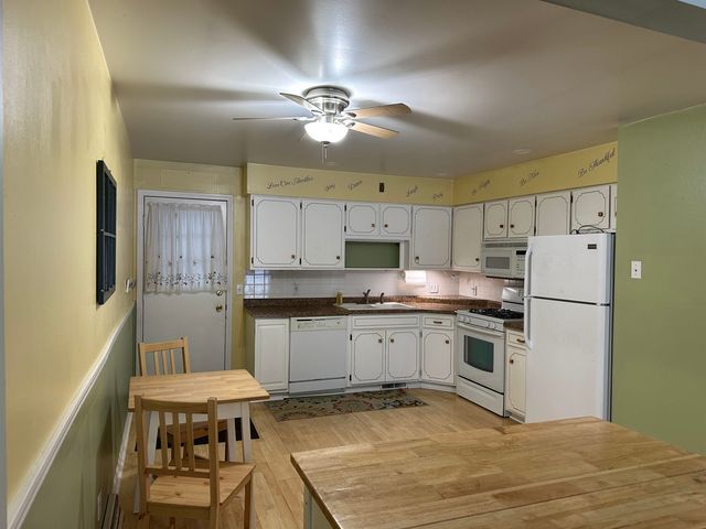 959 SE Andover Court, Grand Rapids, MI 49508