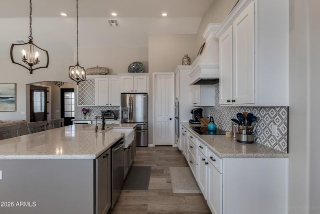 8981 W GARNET MOUNTAIN Drive, Casa Grande, AZ 85194