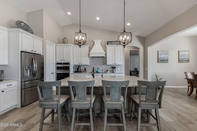 8981 W GARNET MOUNTAIN Drive, Casa Grande, AZ 85194