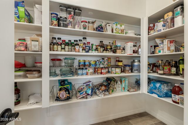 8981 W GARNET MOUNTAIN Drive, Casa Grande, AZ 85194