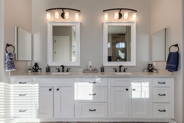 8981 W GARNET MOUNTAIN Drive, Casa Grande, AZ 85194