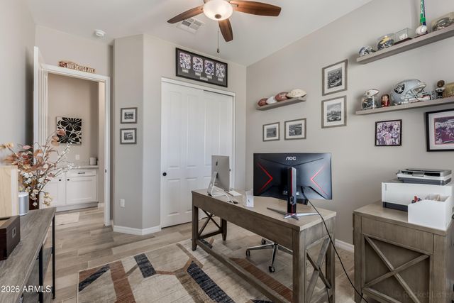 8981 W GARNET MOUNTAIN Drive, Casa Grande, AZ 85194