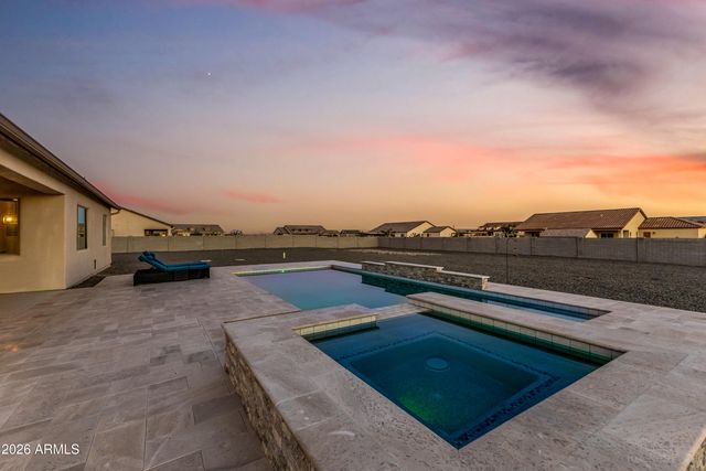 8981 W GARNET MOUNTAIN Drive, Casa Grande, AZ 85194