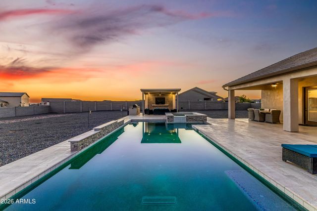 8981 W GARNET MOUNTAIN Drive, Casa Grande, AZ 85194