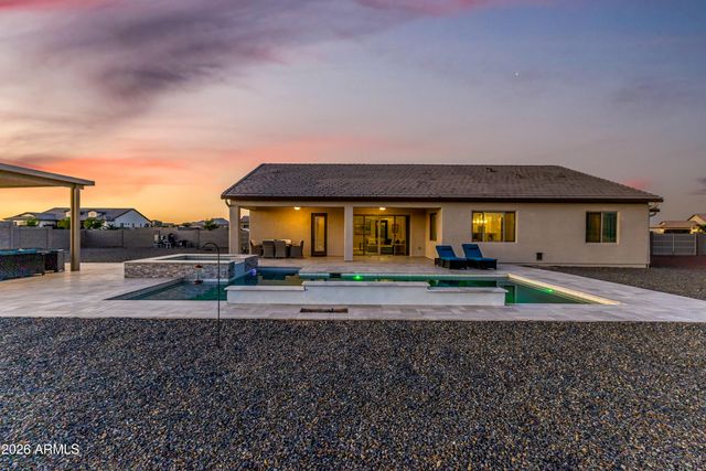 8981 W GARNET MOUNTAIN Drive, Casa Grande, AZ 85194