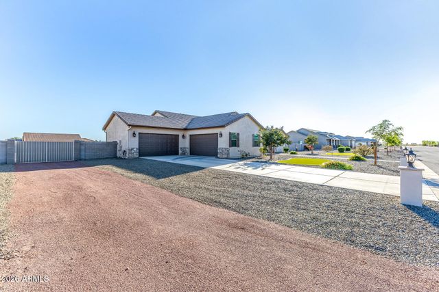 8981 W GARNET MOUNTAIN Drive, Casa Grande, AZ 85194