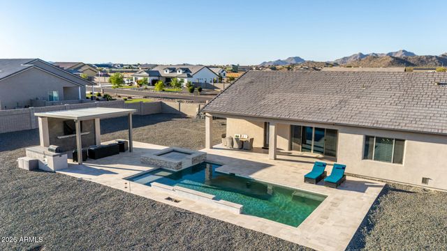 8981 W GARNET MOUNTAIN Drive, Casa Grande, AZ 85194
