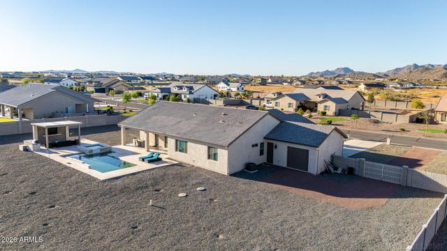 8981 W GARNET MOUNTAIN Drive, Casa Grande, AZ 85194
