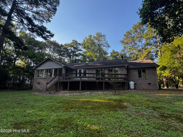 6 Sunset Drive, Carthage, NC 28327