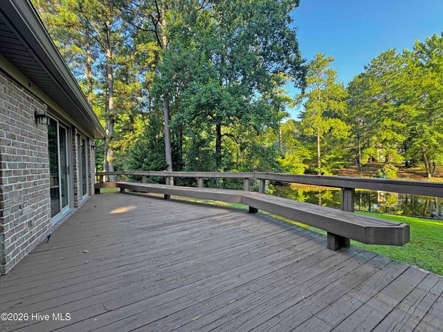 6 Sunset Drive, Carthage, NC 28327