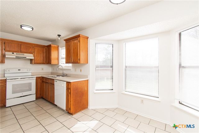 2104 Corona Drive, Killeen, TX 76549