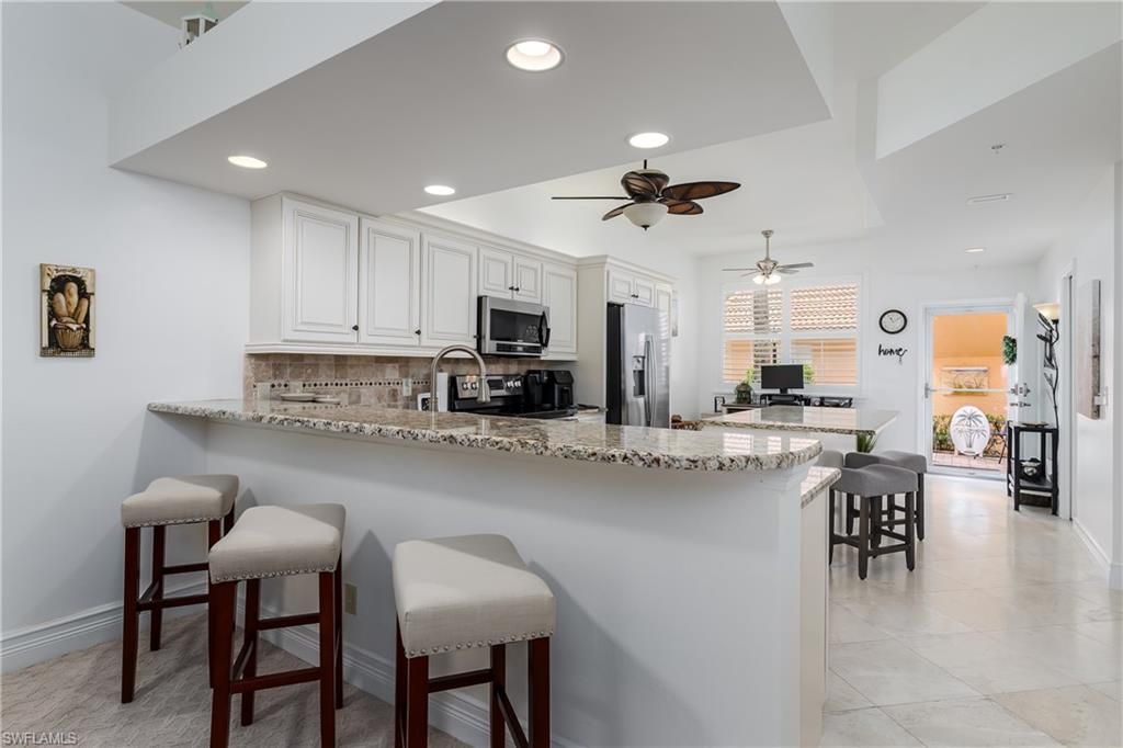 6760 Beach Resort DR 5, NAPLES, FL 34114 — photo 2